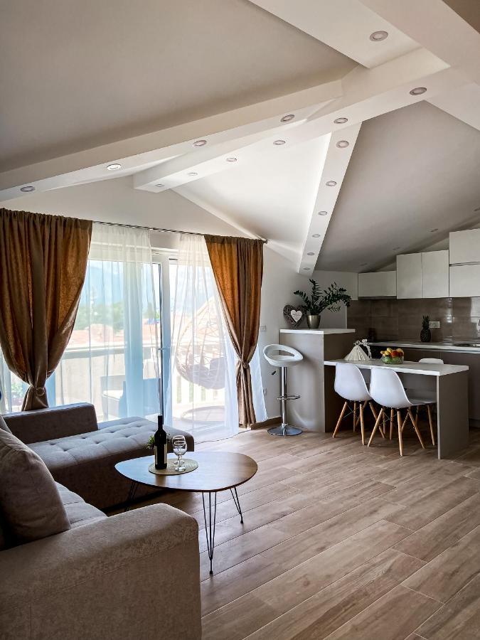 Mavalux Apartments Тиват Экстерьер фото